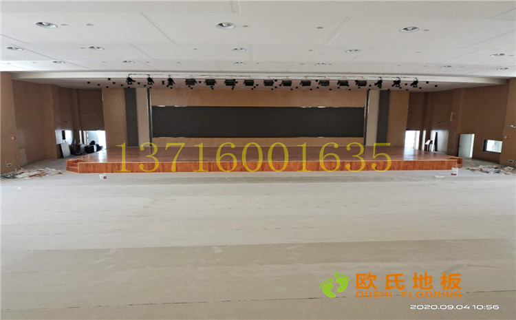 徐州市大馬路小學九龍湖分校禮堂舞臺木地板項目